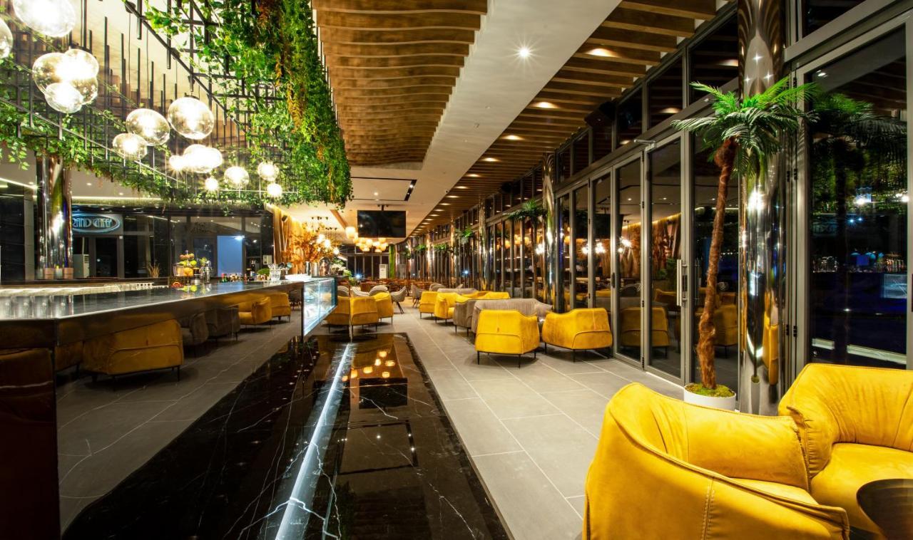 Hotel Fieri Eksteriør billede